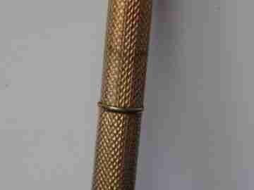 Lapicero mecánico retráctil. Chapado oro. Perry & Co. 1910. Rotatorio