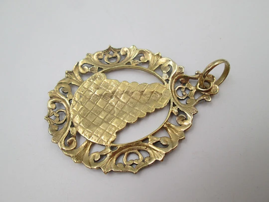 Large openwork medal Virgin with Child and staff. Sterling silver and vermeil. 1970's