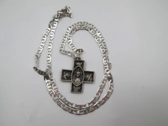 Latin cross with link chain. 925 sterling silver. Christ and cherubs. Carabiner clasp. 1970's