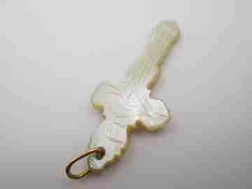 Latin cross. Iridescent mother of pearl and gold ring. Chiseled front. 1930's
