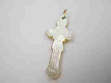 Latin cross. Iridescent mother of pearl and gold ring. Chiseled front. 1930's