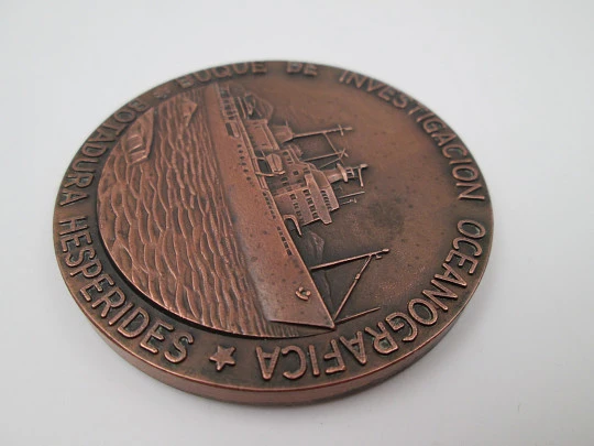 Launching oceanographic research vessel Hesperides copper medal. Bazan. Spain. 1990