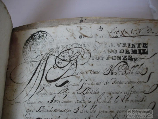 Legajo manuscrito Obrapía Huérfanas Año 1711. Sellos maravedíes