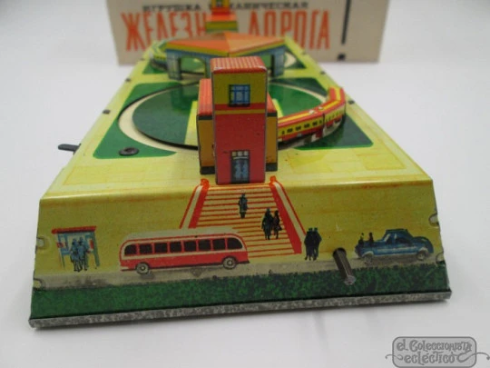 Leningrad Metal Zavod. Soviet Railroad railway station train set. Wind up