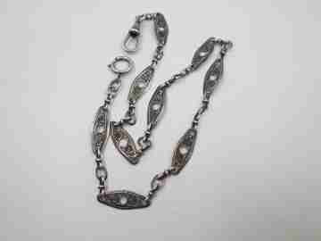 Leontina cadena reloj bolsillo. Rombos calados. Plata ley. Mosquetón. 1930