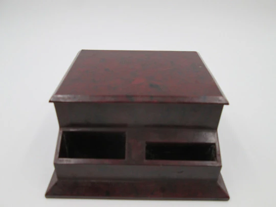 Lepori advertising table desk box. Garnet bakelite. Articulated lid. Spain. 1940's