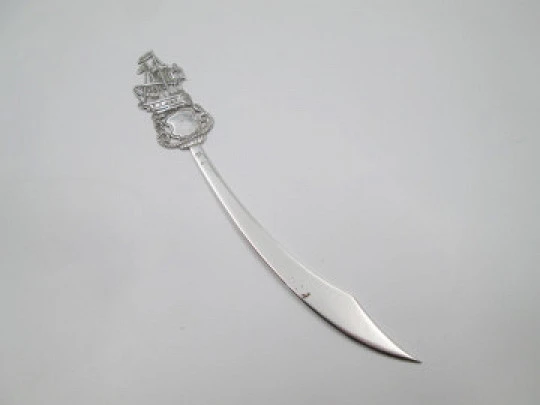 Letter opener with galleon motif and curve blade. 925 sterling silver. Spain. 1980's