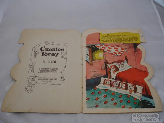 Libro infantil troquelado. El circo. 1958. Walt Disney. Toray