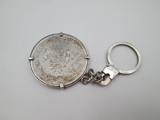Llavero para caballero. Plata de ley. Moneda cinco pesos mexicanos Miguel Hidalgo. 1953 Llavero para caballero. Plata de ley. Moneda cinco pesos mexicanos Miguel Hidalgo. 1953