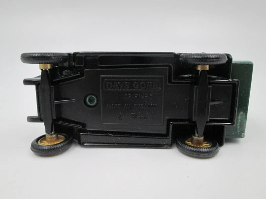 Lledo. Models of Days Gone. Budweiser delivery van. Original box. Diecast. England