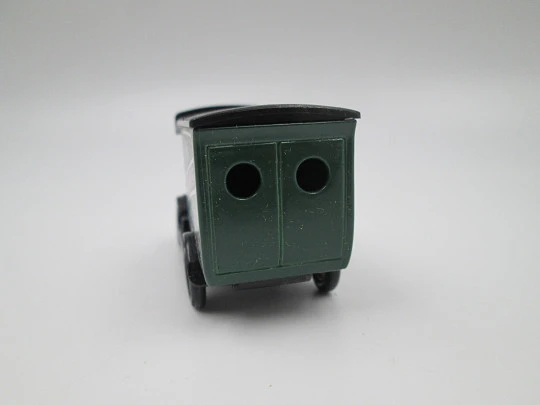 Lledo. Models of Days Gone. Budweiser delivery van. Original box. Diecast. England