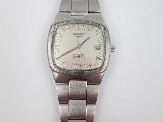 Longines Conquest. Steel. Automatic. Date. Square case. Bracelet. 1960's