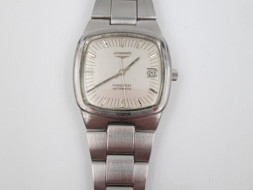 longines conquest day date