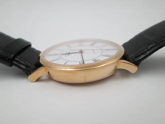 Longines Elegant. Oro rosa 18 quilates. Automático. Fondo vista. Calendario. Estuche