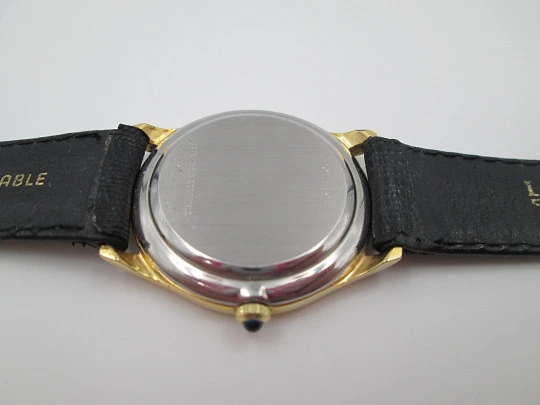 Longines extraplano. Acero y chapado oro 20 micras. Automático. Calendario. Correa