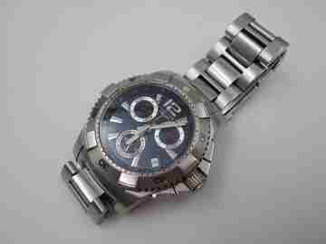 Longines Hydro Conquest 300 meters dive chronograph. Stainless steel. Bracelet