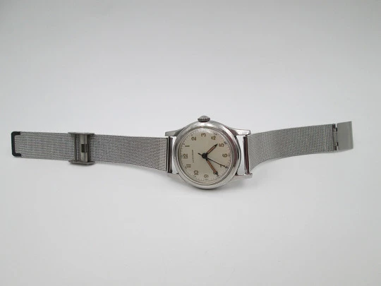 Longines military watch. Stainless steel. Manual wind. Minutes scale. Bracelet. 1950's Longines military watch. Stainless steel. Manual wind. Minutes scale. Bracelet. 1950's