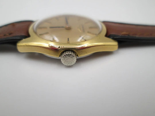 Longines women's wristwatch. Gold plated and stainless steel back. Manual wind. 1970's Longines women's wristwatch. Gold plated and stainless steel back. Manual wind. 1970's