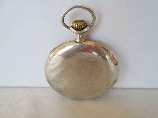 Longines. Plata 800 milésimas. Cuerda remontoir. Estuche. Lepine. 1920