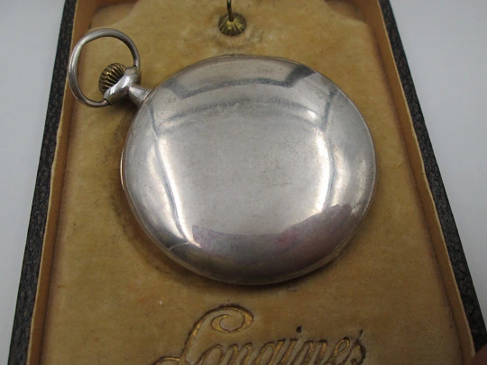 Longines. Plata 800 milésimas. Cuerda remontoir. Estuche. Lepine. 1920