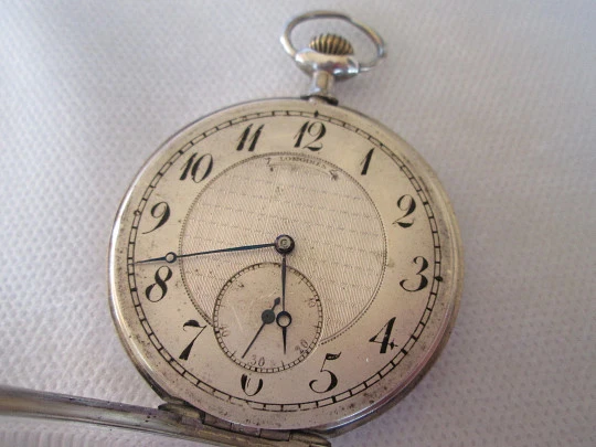 Longines. Plata 800 milésimas. Cuerda remontoir. Estuche. Lepine. 1920