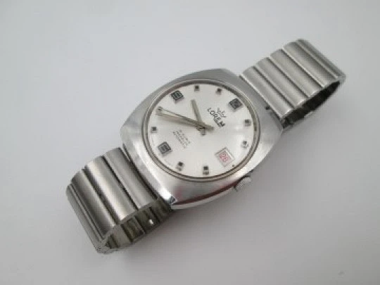 Lorem. Stainless steel. Automatic. Calendar. Bracelet. Swiss. 1970's