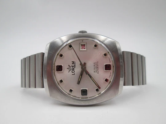 Lorem. Stainless steel. Automatic. Calendar. Bracelet. Swiss. 1970's