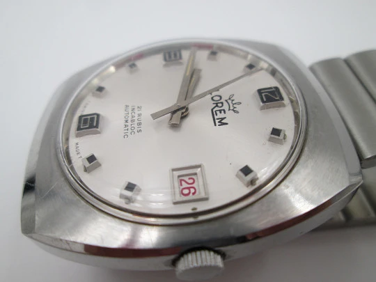 Lorem. Stainless steel. Automatic. Calendar. Bracelet. Swiss. 1970's