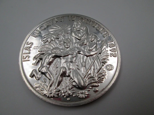 Lucayas Islands / V Centennial Discovery America. Pure silver. Prieto