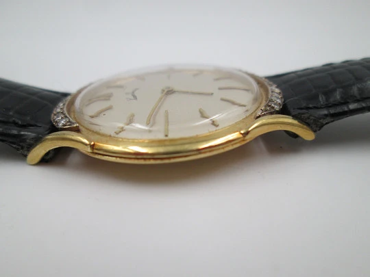 Lucien Piccard. Oro amarillo 18k y diamantes. Cuerda manual. Suiza