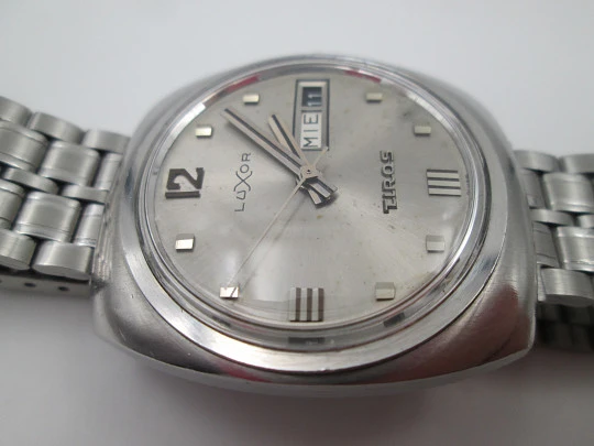 Luxor Tiros. Stainless steel. Automatic. Date & day. Bracelet. Swiss. 1970's