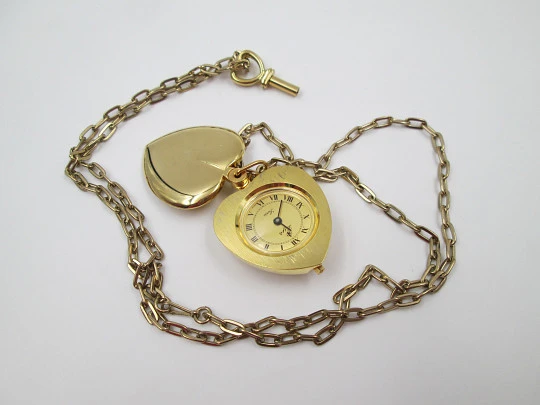 Lys women's heart pendant watch. Gold plated. Manual wind. Key and chain. 1970's