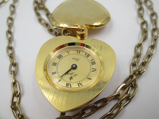 Lys women's heart pendant watch. Gold plated. Manual wind. Key and chain. 1970's