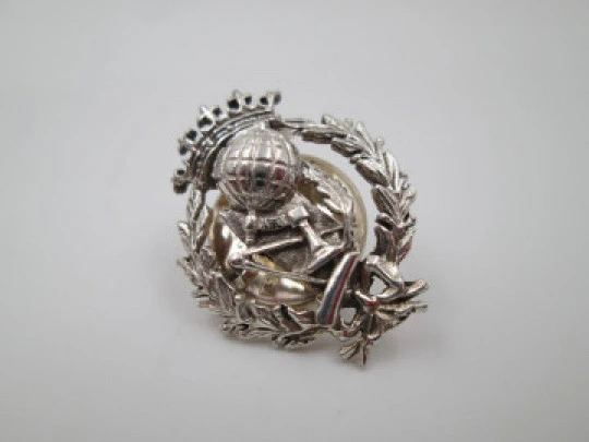 Magisterium shield lapel emblem. 925 sterling silver. Professional badge. 1980's. Spain