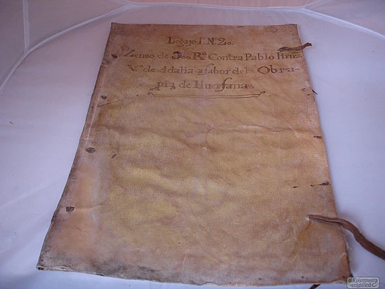 Manuscript. Work Pious orphaned. 1711. Valladolid. Parchment covers