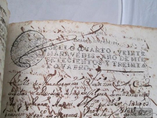 Manuscrito. Títulos de censo. 1758. Vélez. Tapas pergamino