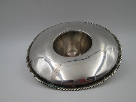 Mariachi hat miniature. 925 sterling silver. Bezel and decorative ribbons. 1980's. Mexico Mariachi hat miniature. 925 sterling silver. Bezel and decorative ribbons. 1980's. Mexico