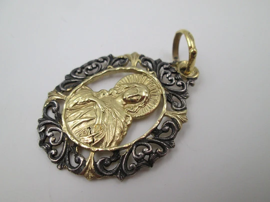 Mary Immaculate openwork medal. Sterling silver & vermeil. Vegetable edge