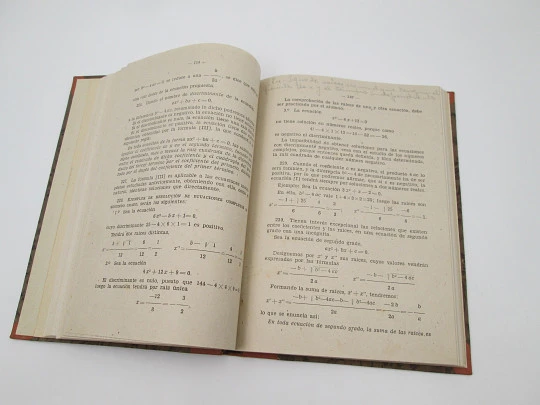 Matemáticas: aritmética, álgebra y geometría. Benigno Baratech. Librería General, 1941