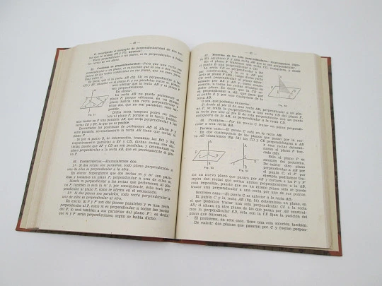 Matemáticas: aritmética, álgebra y geometría. Benigno Baratech. Librería General, 1941