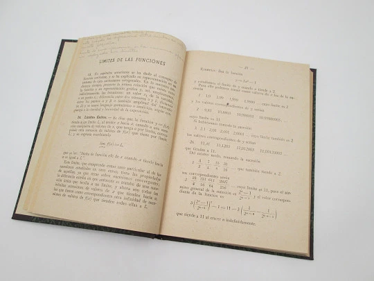 Matemáticas. Benigno Baratech y José Estevan. Editorial El Noticiero. 1944