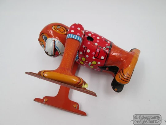 Mechanical acrobat monkey. Wind-up. Japan. 1950's. Tinplate. Yanoman Toys