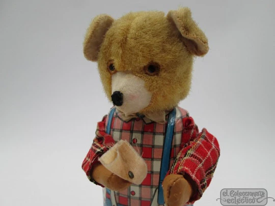 Mechanical bear. Wind-up. Japan. 1950's. Lithographed tinplate, resin & plush