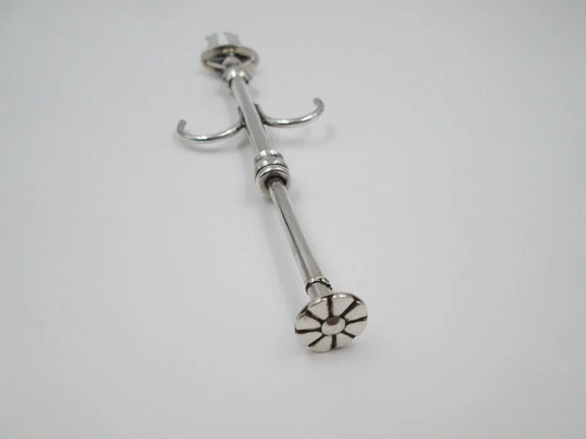 Mechanical fork / clamp for serving bread. 925 sterling silver. 1970's. Spain