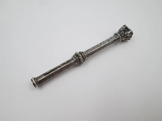 Mechanical propelling twist pencil. Carved silver and nacre. 1900's