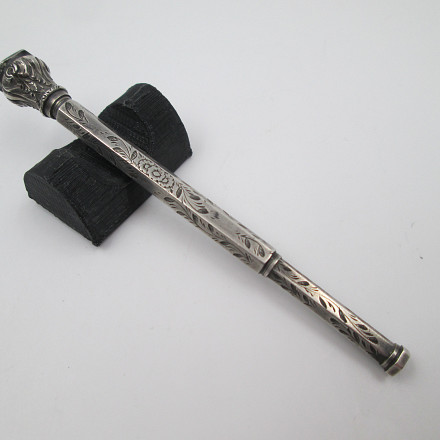 mechanical-propelling-twist-