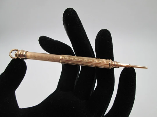 Mechanical propelling twist pencil. Gold plated metal. Europe. 1890's