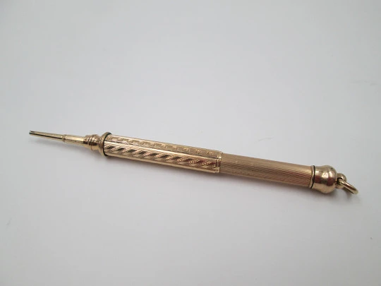 Mechanical propelling twist pencil. Gold plated metal. Europe. 1890's