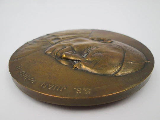 Medalla bronce FNMT 'Papa Juan Pablo II'. Alto relieve. Francisco Toledo. 1982