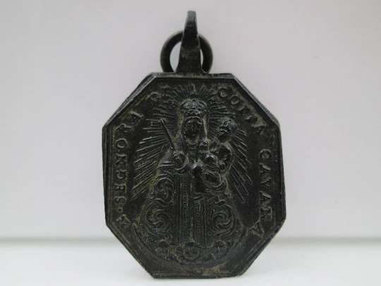 Medalla bronce. San Augusto y Virgen de Copacabana. Siglo XVIII. España